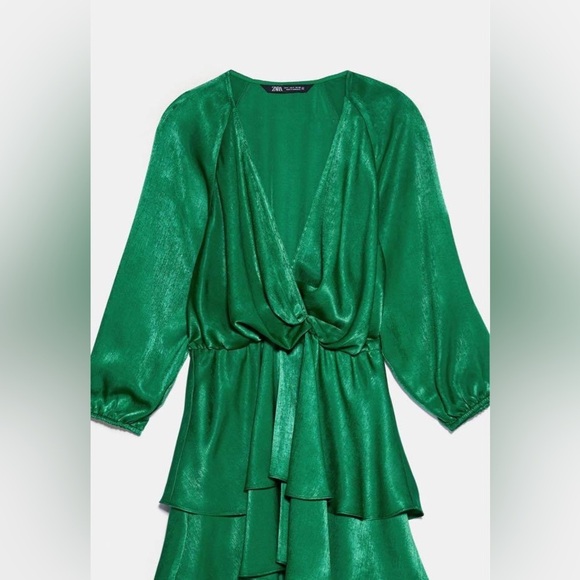 Elegant Green ZARA Women's Dress NWT - Picture 2 of 5